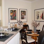 Wade Crossing Apartment Dining Area